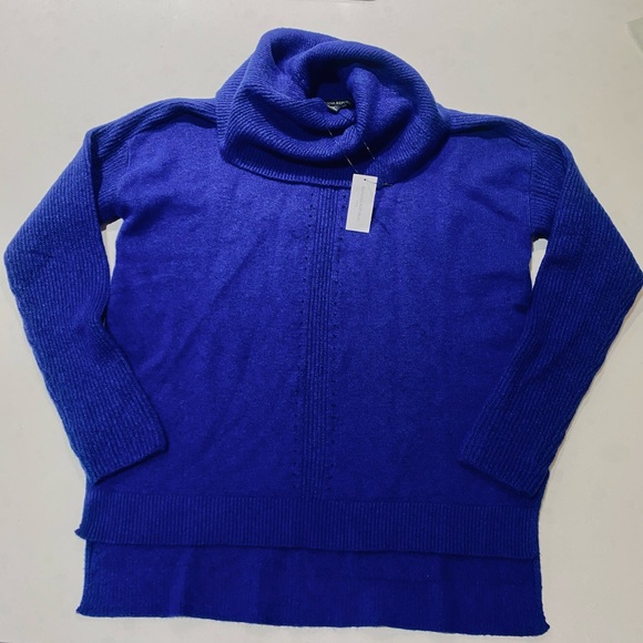 Banana Republic Cozy Cowl-Neck Sweater - Picture 4 of 9